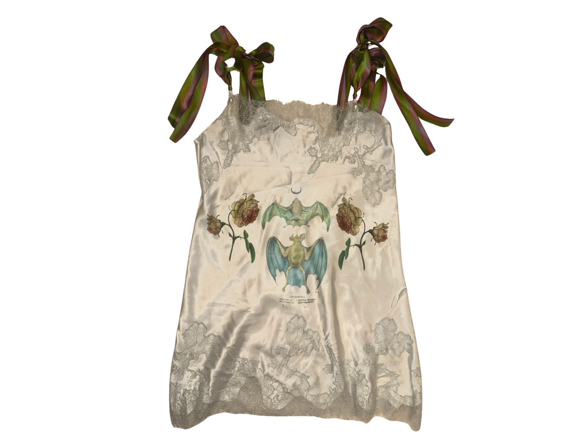 Bat Chemise